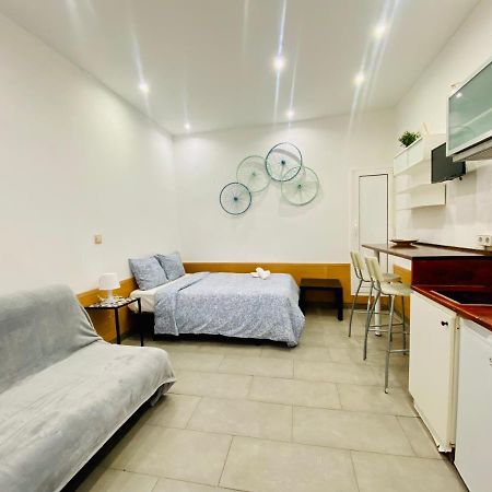 025 Caterina Look Izquierda Apartment Barcelona Ngoại thất bức ảnh