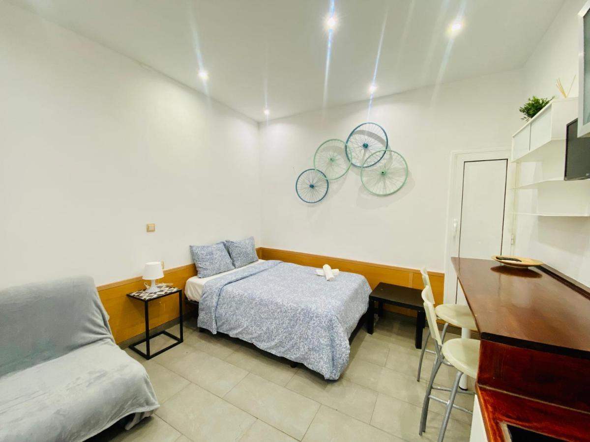 025 Caterina Look Izquierda Apartment Barcelona Ngoại thất bức ảnh