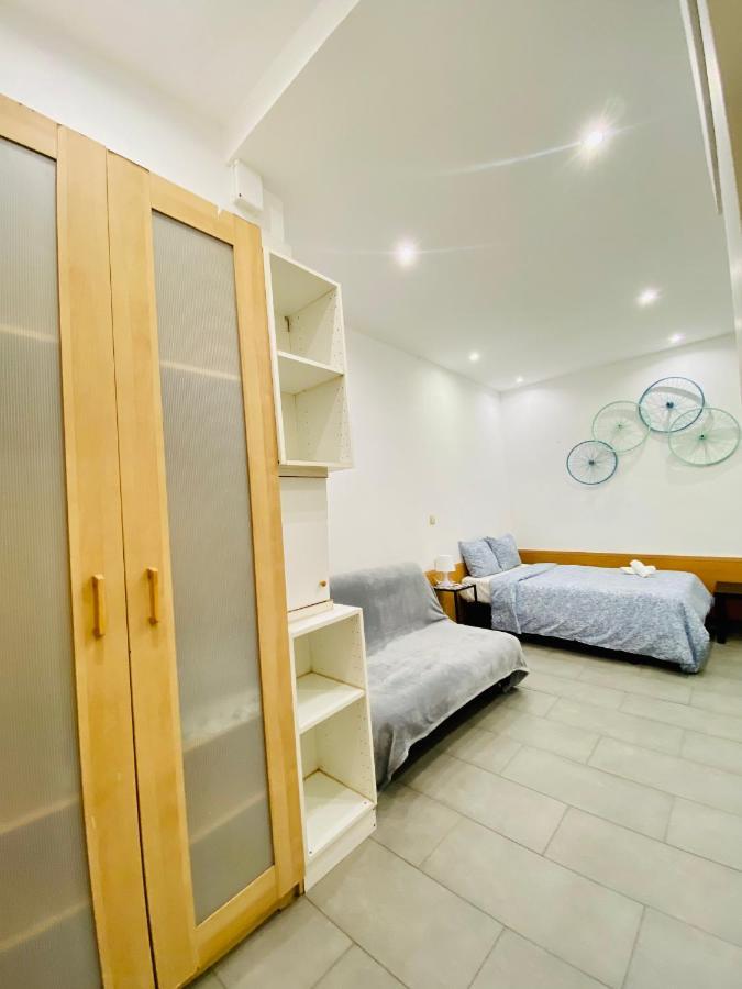 025 Caterina Look Izquierda Apartment Barcelona Ngoại thất bức ảnh