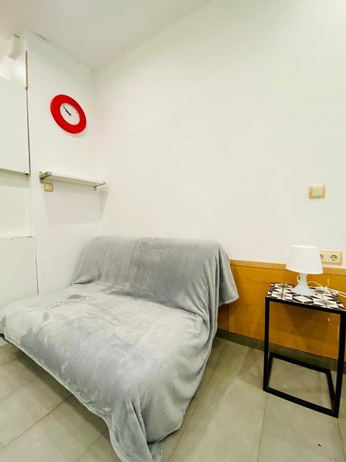 025 Caterina Look Izquierda Apartment Barcelona Ngoại thất bức ảnh